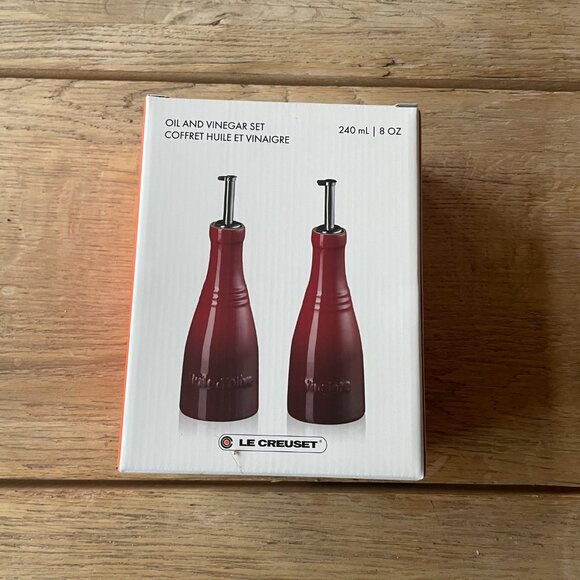 NEW Le Creuset Stoneware Classic 8 oz Oil & Vinegar Set Flame Orange - Picture 9 of 12